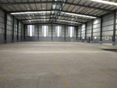 CLEAN &amp; WITH LOADING BAY 1,650sqm Calamba, Laguna Warehouse